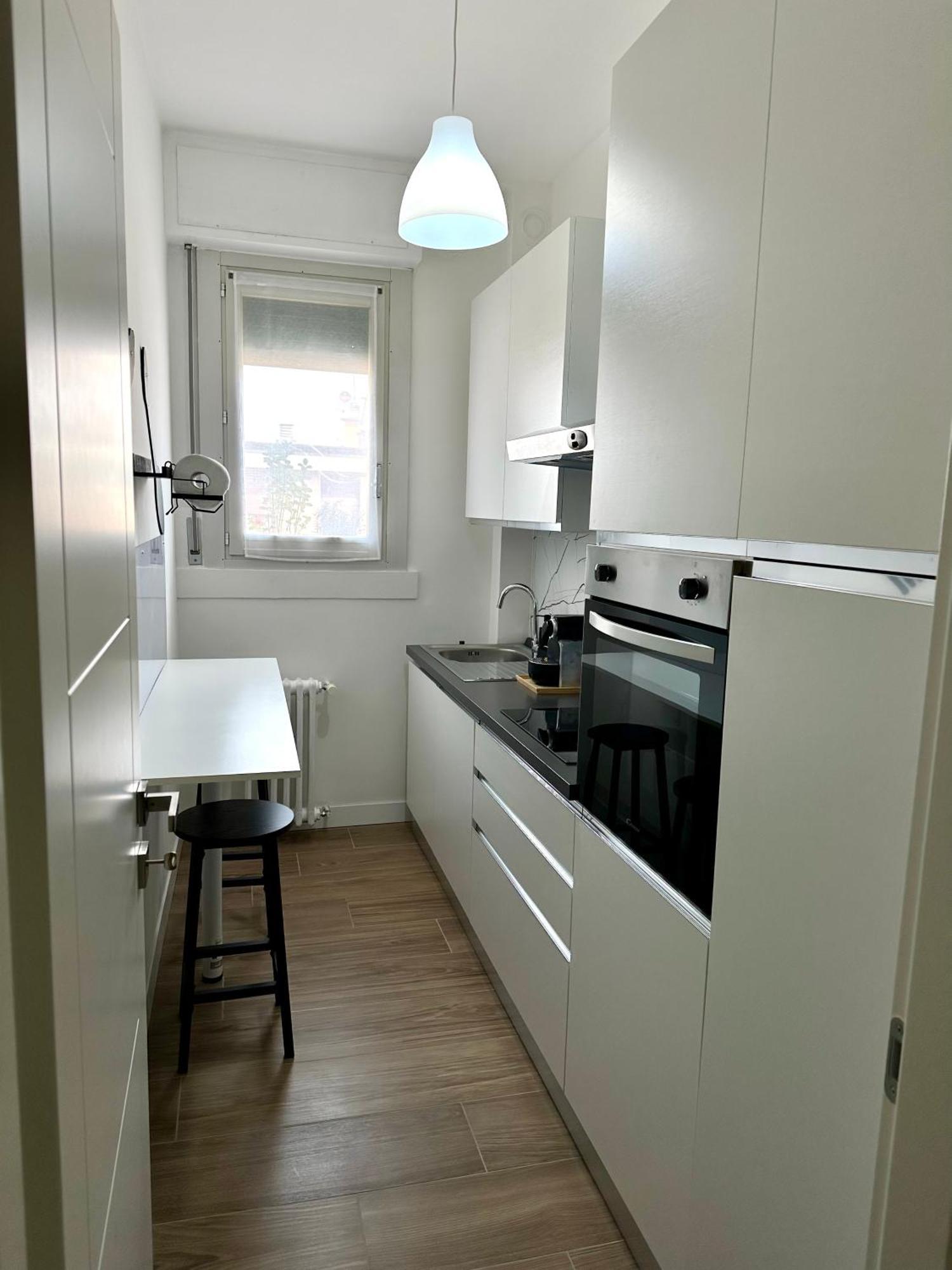 Bicocca Modern Apartment Мілан Екстер'єр фото