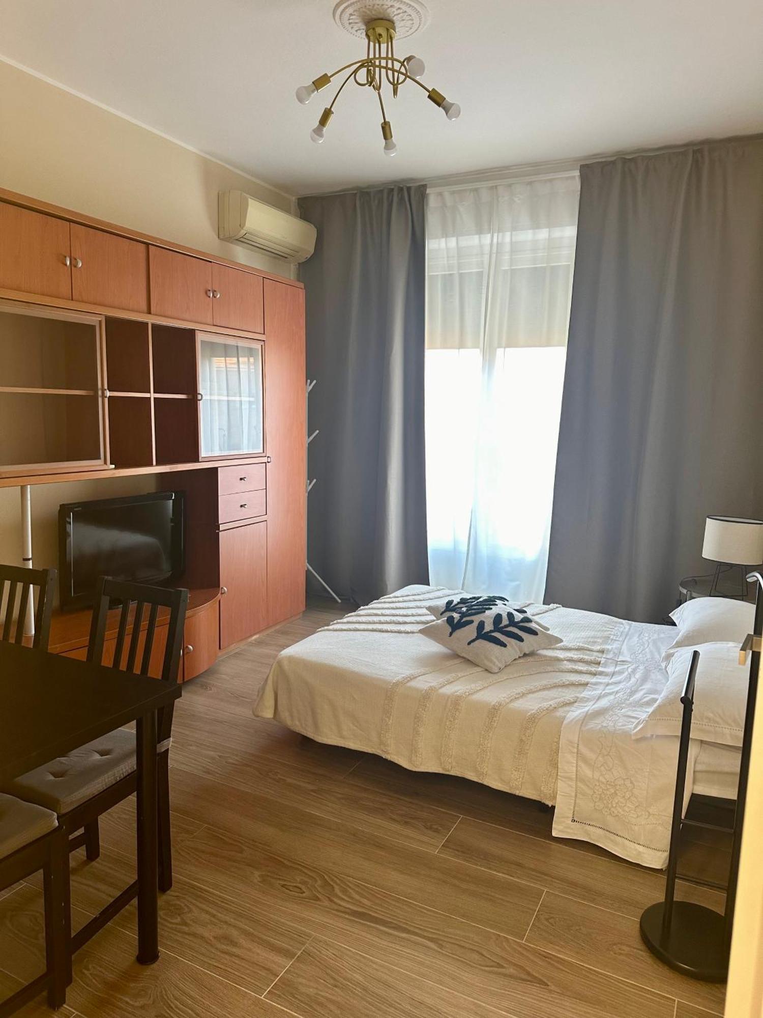 Bicocca Modern Apartment Мілан Екстер'єр фото